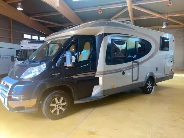 HYMER-ERIBA Future 430 T 